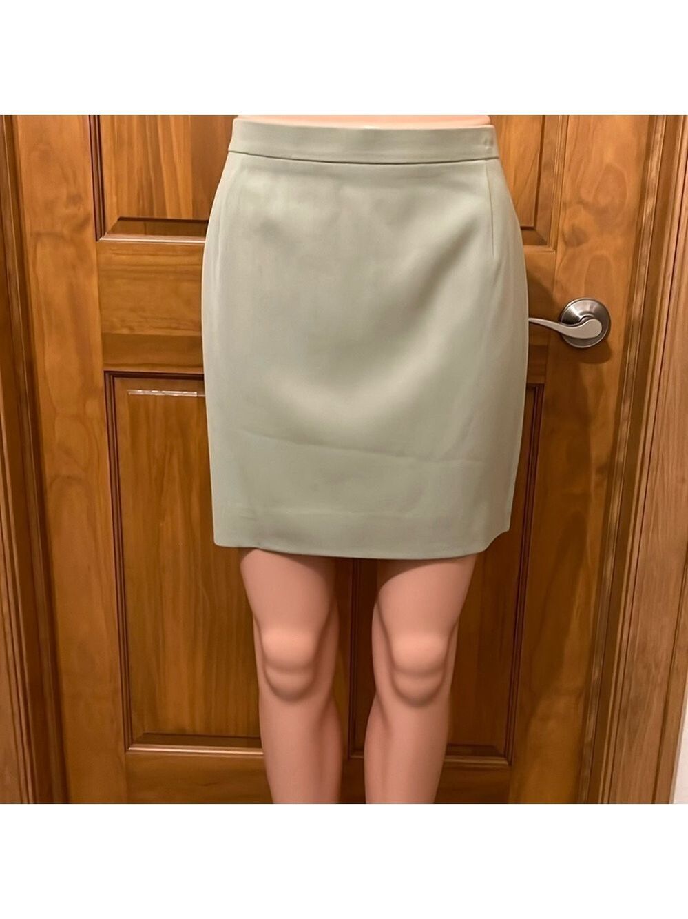 Like New Escada Pale Olive Green Wool Skirt Size 42/6